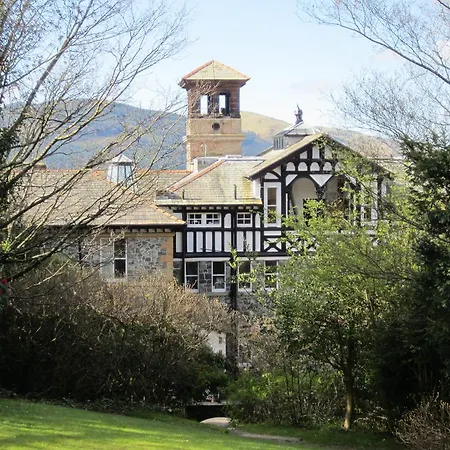 Bassenfell Manor *